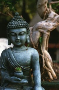 similarities between christianity and buddhism essay